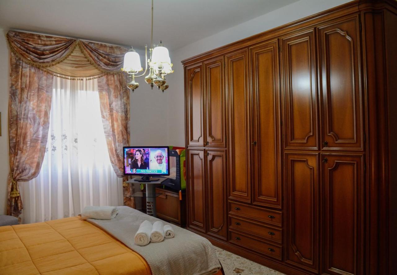 Residenza Margherita - Centralissima Salerno Exterior foto