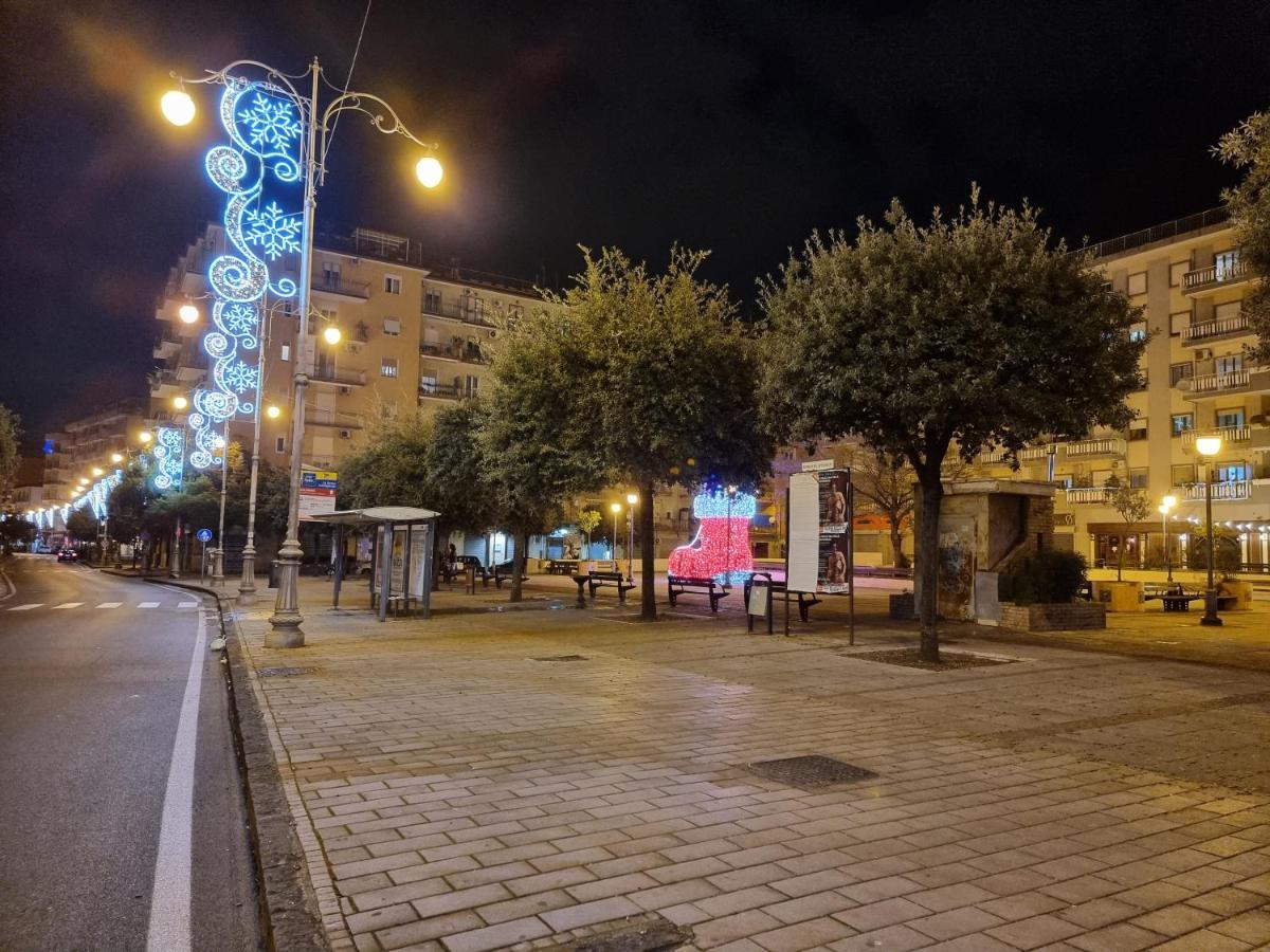 Residenza Margherita - Centralissima Salerno Exterior foto